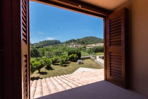Villa en venta en Inca, Mallorca, España 7 dormitorios, 270 m2 No. 147943 - foto 16