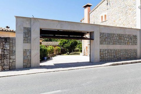 Villa en venta en Inca, Mallorca, España 7 dormitorios, 270 m2 No. 147943 - foto 9