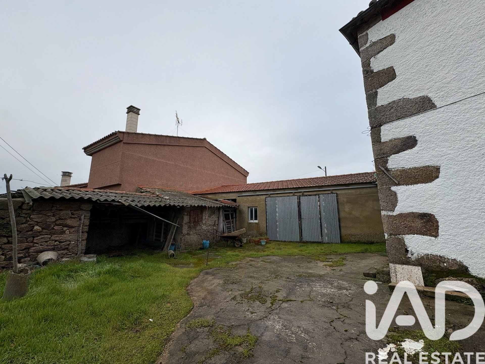Villa i Salamanca, Spanien 8 sovrum, 420 kvm. Nr. 185288