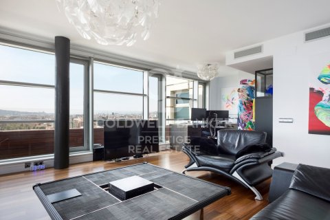 Takvåning till salu i Barcelona, Spanien 2 sovrum, 135 kvm. Nr. 160398 - foto 9