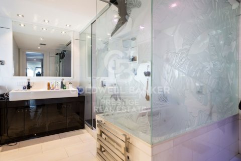 Takvåning till salu i Barcelona, Spanien 2 sovrum, 135 kvm. Nr. 160398 - foto 10