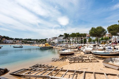 Māja pārdošanā Palafrugell, Girona, Spānijā 14 istabas, 644 m2 Nr. 160400 - attēls 13