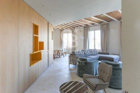Apartment for sale in Barcelona, Spain 2 bedrooms, 174 sq.m. No. 160397 - photo 4