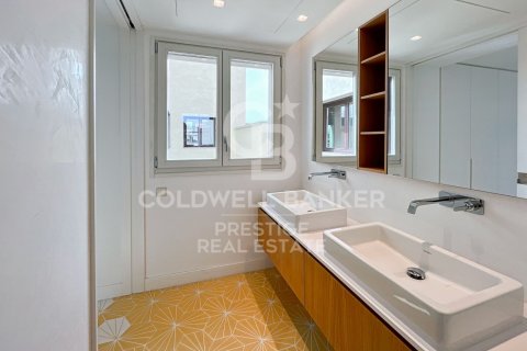 Apartamento en venta en Barcelona, España 2 dormitorios, 174 m2 No. 160397 - foto 23