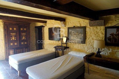 House zum Verkauf in Girona, Spanien 10 Schlafzimmer, 1000 m2 Nr. 160403 - Foto 11