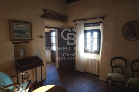 House zum Verkauf in Girona, Spanien 10 Schlafzimmer, 1000 m2 Nr. 160403 - Foto 13
