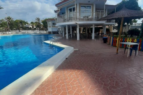 Villa for sale Torrevieja, Alicante, Spain 4 bedrooms, 1 sq.m. No. 112928 - photo 3