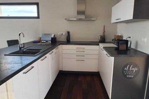 Villa for sale in Finestrat, Alicante, Spain 4 bedrooms, 206 sq.m. No. 142609 - photo 15