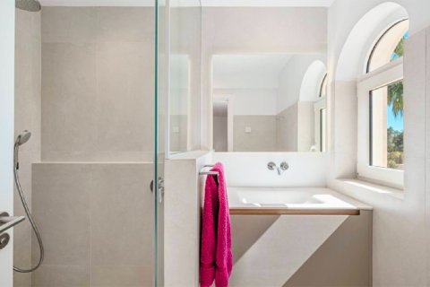 Villa en venta en Costa D'en Blanes, Mallorca, España 4 dormitorios, 418 m2 No. 143479 - foto 22