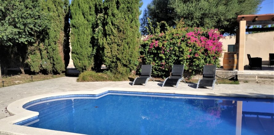 Finca in Arta, Mallorca, Spain 4 bedrooms, 220 sq.m. No. 168138