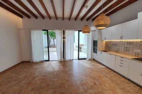 Townhouse for sale in Andratx, Mallorca, Spain 3 bedrooms, 130 sq.m. No. 168137 - photo 2