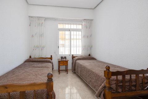 Продажа квартиры Торревьеха, Аликанте, Испания 4 спальни, 146м2 №139831 - фото 22