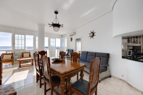 Продажа квартиры Торревьеха, Аликанте, Испания 4 спальни, 146м2 №139831 - фото 3