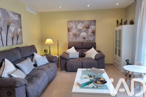 Apartament w Les Cases D'Alcanar, Tarragona, Hiszpania 4 sypialnie, 92 mkw. nr 173001 – zdjęcie 4