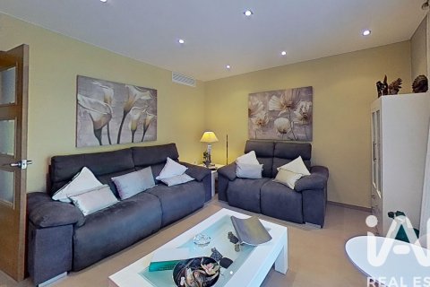 Apartament w Les Cases D'Alcanar, Tarragona, Hiszpania 4 sypialnie, 92 mkw. nr 173001 – zdjęcie 1