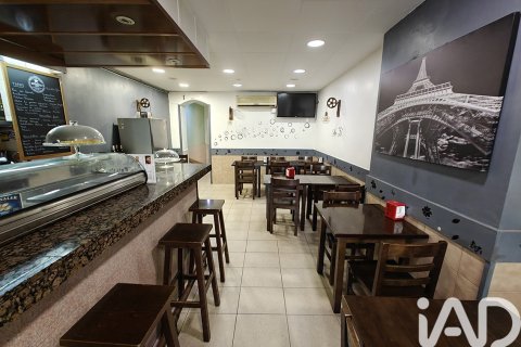 Cafe / restaurant à vendre à Barcelona, Espagne, 113 m2 No. 173000 - photo 2