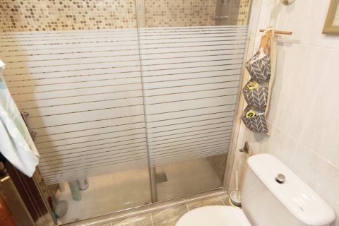Apartament w San Andres del Rabanedo, Leon, Hiszpania 3 sypialnie, 120 mkw. nr 172997 – zdjęcie 21