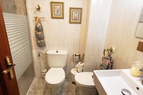 Apartament w San Andres del Rabanedo, Leon, Hiszpania 3 sypialnie, 120 mkw. nr 172997 – zdjęcie 22