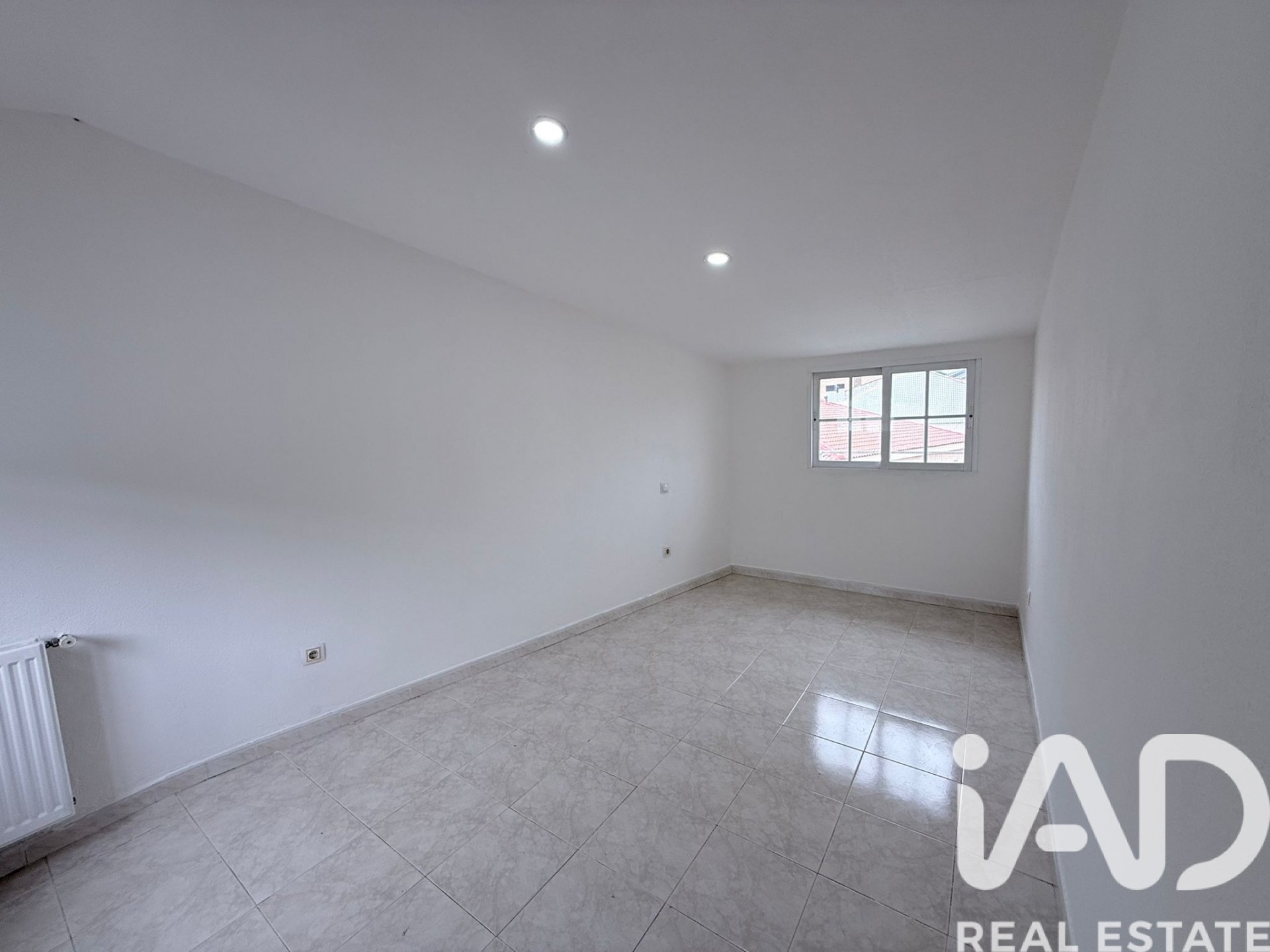 Duplex à Colmenarejo, Madrid, Espagne 3 chambres, 100 m2 No. 172996