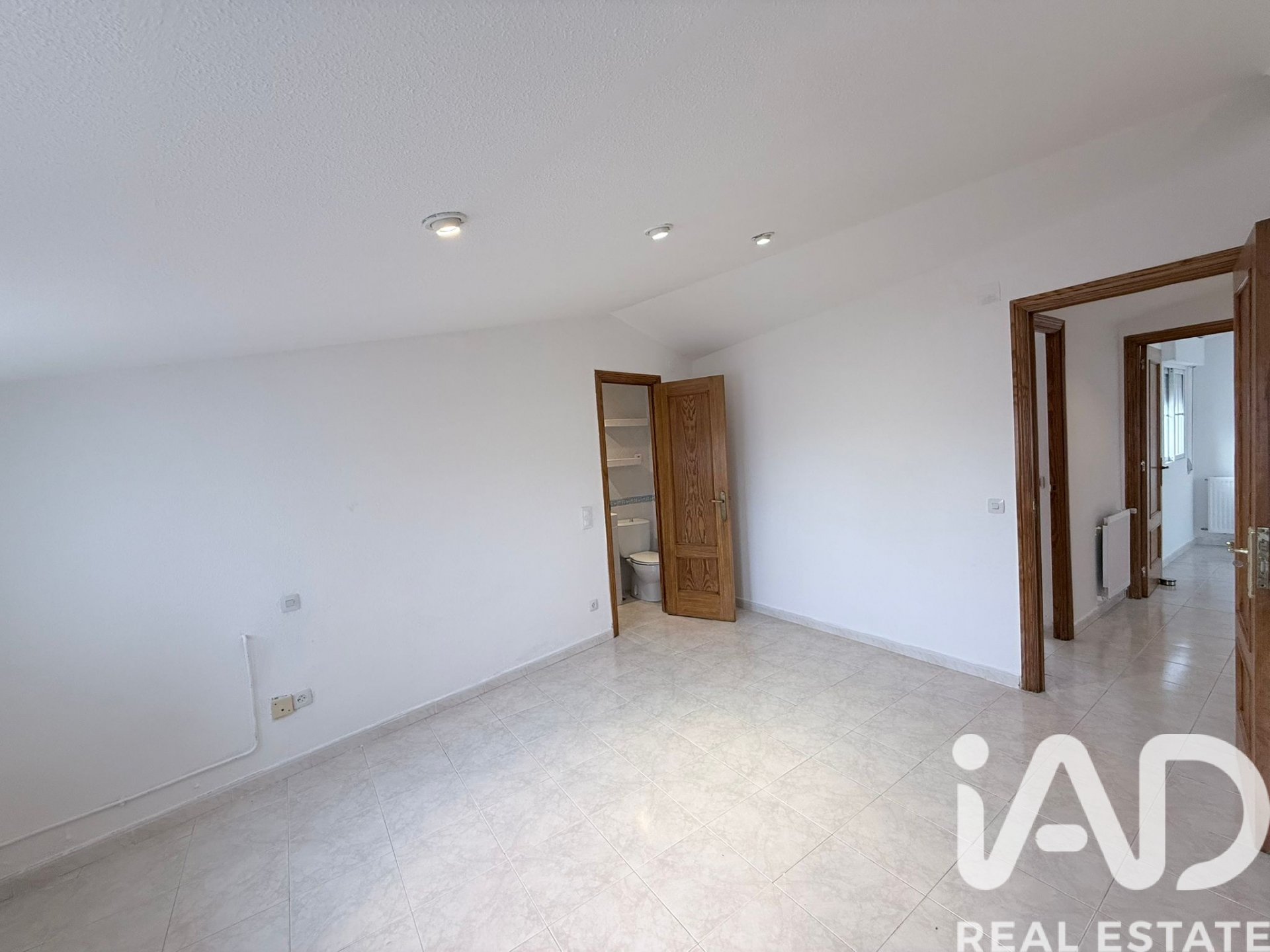 Duplex à Colmenarejo, Madrid, Espagne 3 chambres, 100 m2 No. 172996