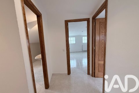 Dvīņu māja pārdošanā Colmenarejo, Madrid, Spānijā 3 istabas, 100 m2 Nr. 172996 - attēls 12
