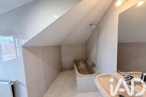 Dvīņu māja pārdošanā Colmenarejo, Madrid, Spānijā 3 istabas, 100 m2 Nr. 172996 - attēls 8