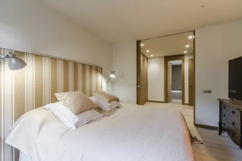 Dzīvoklis pārdošanā Barcelona, Spānijā 4 istabas, Nr. 141301 - attēls 13