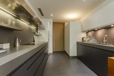 Dzīvoklis pārdošanā Barcelona, Spānijā 4 istabas, Nr. 141301 - attēls 8