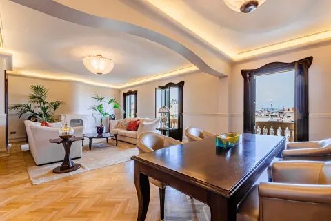 Apartamento en venta en Barcelona, España 4 dormitorios, No. 141298 - foto 28