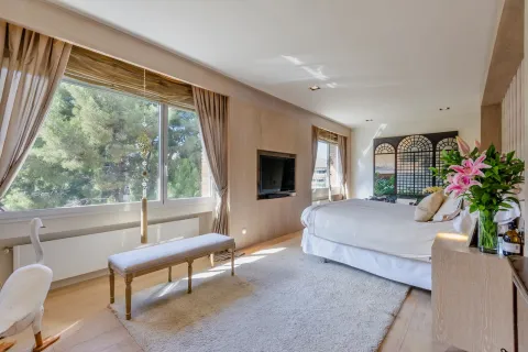 Apartamento en venta en Barcelona, España 4 dormitorios, No. 141297 - foto 13