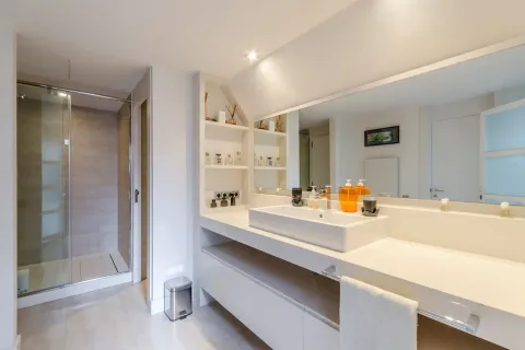 Apartamento en venta en Barcelona, España 4 dormitorios, No. 141297 - foto 20