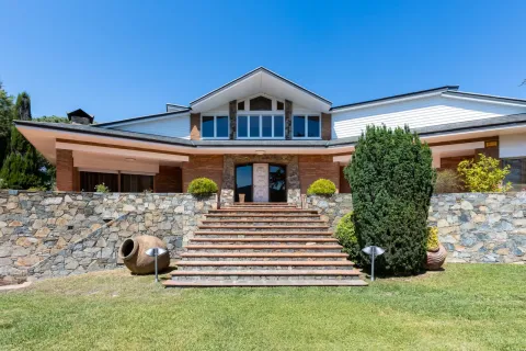 Сasa en venta en Montornès del Vallès, Barcelona, España 5 dormitorios, No. 141300 - foto 21