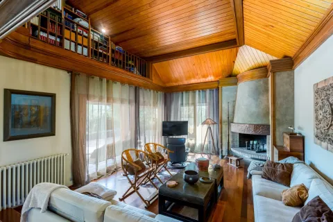 Сasa en venta en Montornès del Vallès, Barcelona, España 5 dormitorios, No. 141300 - foto 6