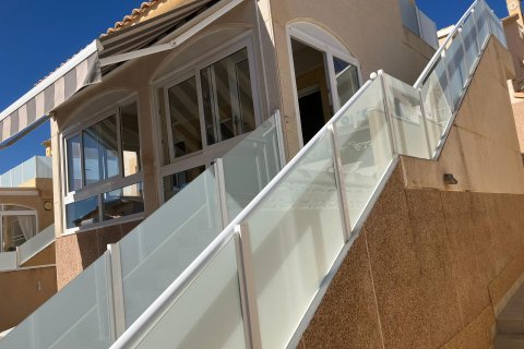 House for sale in La Florida, Alicante, Spain 2 bedrooms, 110 sq.m. No. 168275 - photo 4