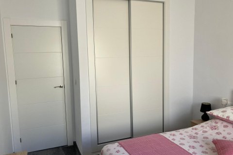 House for sale in La Florida, Alicante, Spain 2 bedrooms, 110 sq.m. No. 168275 - photo 26