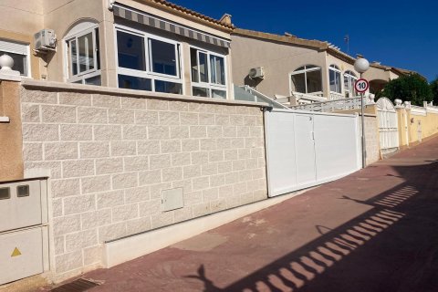 House for sale in La Florida, Alicante, Spain 2 bedrooms, 110 sq.m. No. 168275 - photo 2