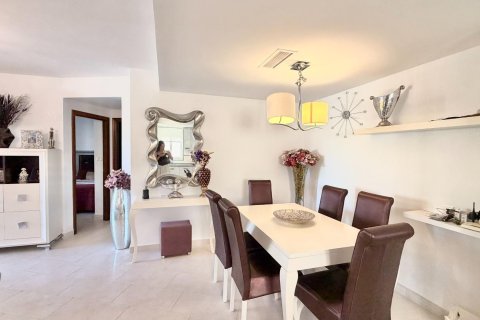 Apartment for sale in Torrevieja, Alicante, Spain 1 bedroom, 106 sq.m. No. 168271 - photo 6