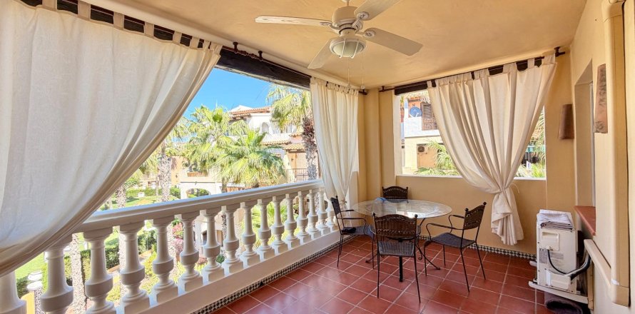 Apartment in Torrevieja, Alicante, Spain 1 bedroom, 106 sq.m. No. 168271
