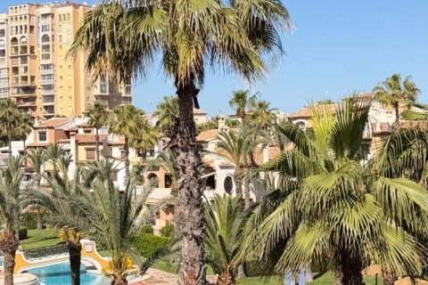 Apartment for sale in Torrevieja, Alicante, Spain 1 bedroom, 106 sq.m. No. 168271 - photo 8