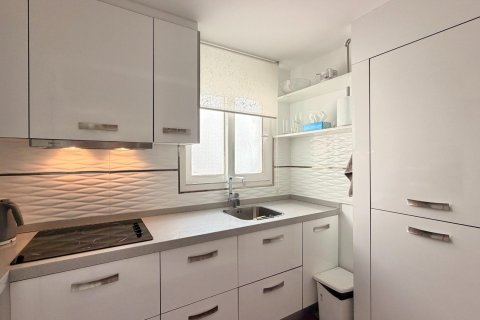 Apartment for sale in Torrevieja, Alicante, Spain 1 bedroom, 106 sq.m. No. 168271 - photo 21