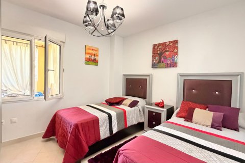 Apartment for sale in Torrevieja, Alicante, Spain 1 bedroom, 106 sq.m. No. 168271 - photo 26