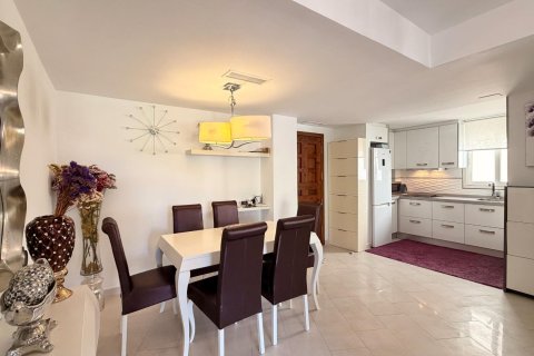 Apartment for sale in Torrevieja, Alicante, Spain 1 bedroom, 106 sq.m. No. 168271 - photo 7