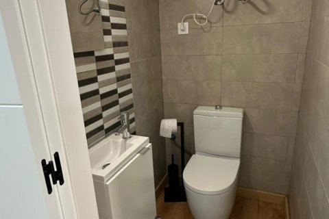 House for sale in La Zenia, Alicante, Spain 2 bedrooms, 110 sq.m. No. 168274 - photo 21