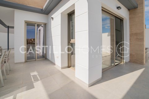 Villa till salu i Villamartin, Alicante, Spanien 4 sovrum, 148 kvm. Nr. 154815 - foto 8