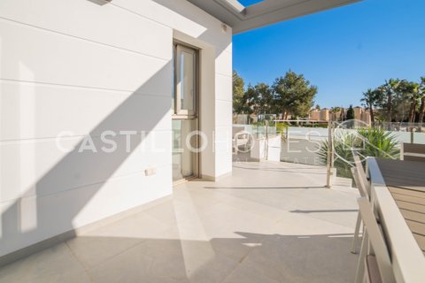 Villa in vendita a Villamartin, Alicante, Spagna 4 camere da letto, 148 mq. N° 154815 - foto 18