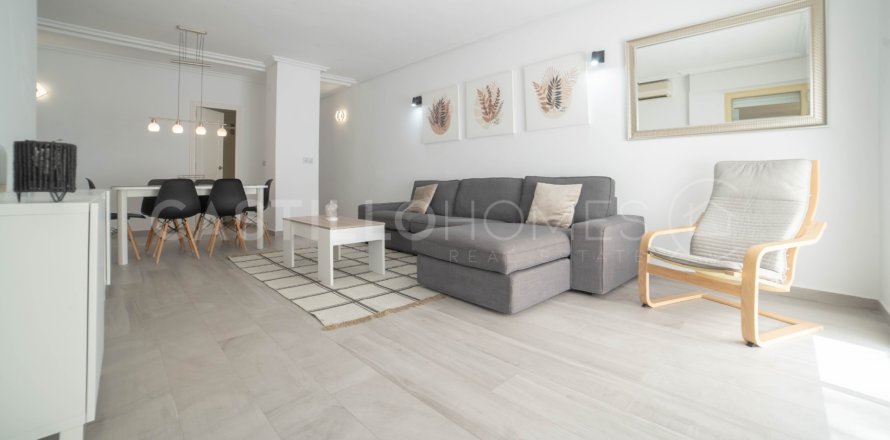 Appartamento a Torrevieja, Alicante, Spagna 3 camere da letto, 89 mq. N° 154816