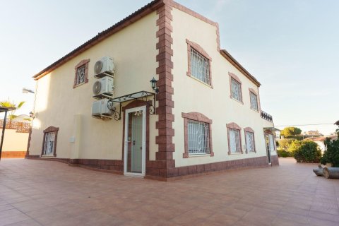 Huvila myytävänä Los Balcones, Alicante, Espanja, 7 makuuhuonetta, 312 m2 No. 142510 - kuva 13