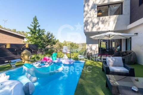 Продажа дома в Барселона, Испания 6 спален, 547м2 №160274 - фото 9