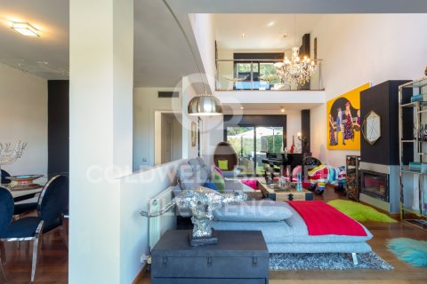 Продажа дома в Барселона, Испания 6 спален, 547м2 №160274 - фото 20