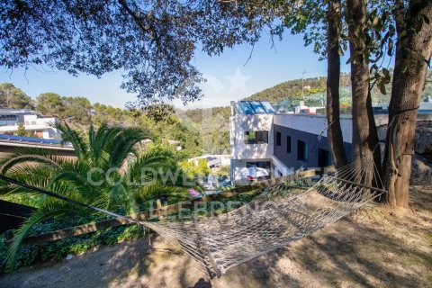 Продажа дома в Барселона, Испания 6 спален, 547м2 №160274 - фото 15